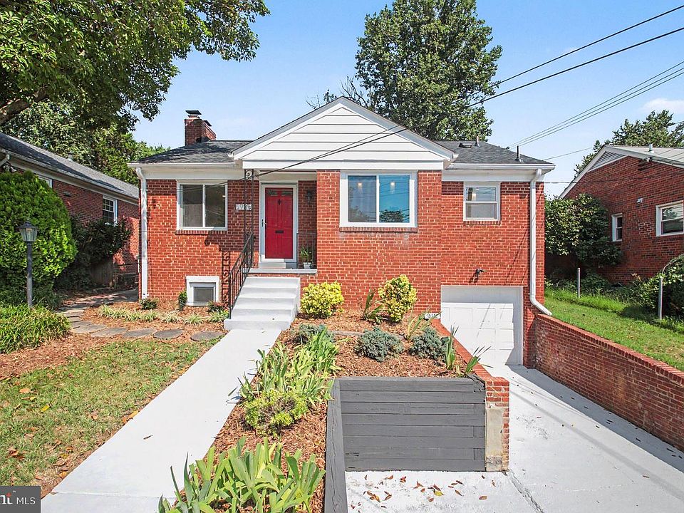 1st image of 5985 Wilson Blvd