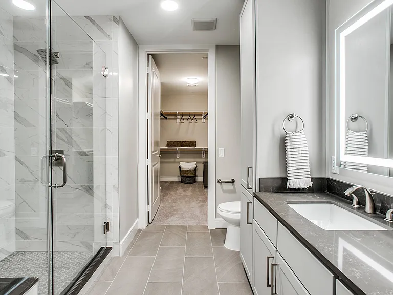Stylish bath and storage.