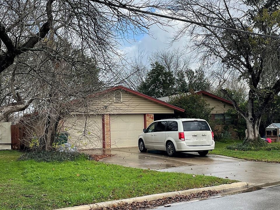 1st image of 614 E Langley Blvd