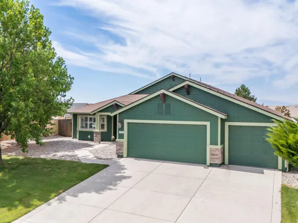 1214 Avian Dr, Sparks, NV 89441