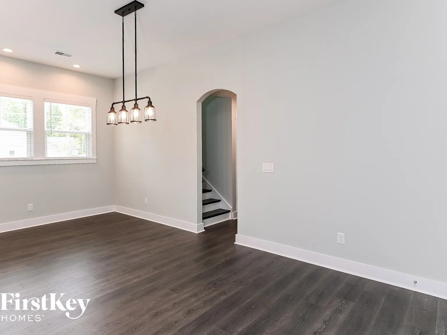 4 bed, 3.0 bath, 2415 sqft, $3,045 — Photo 4