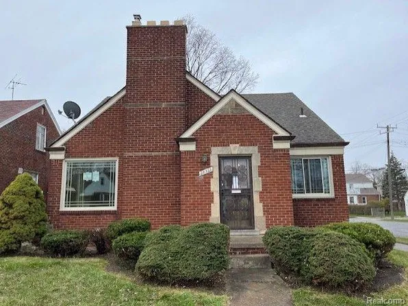 18315 Hubbell St, Detroit, MI 48235