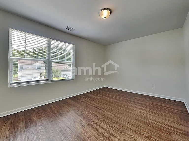 129 Orion Way — Photo 15