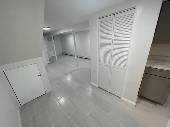 6039 Palisade Avenue image 3 of 7