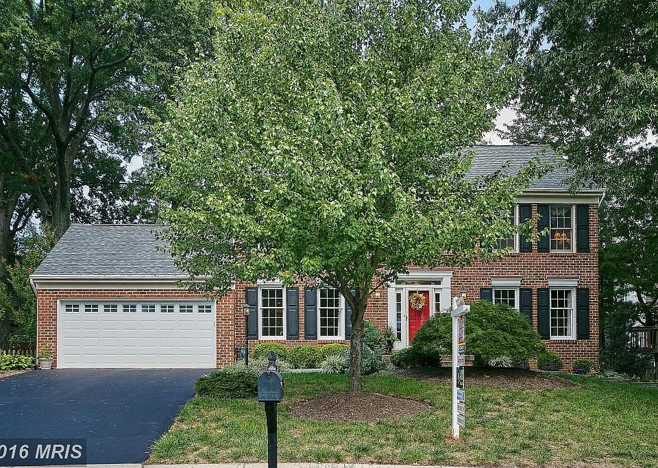 1st image of 354 Copperfield Ln