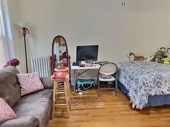 2nd image of 1476 Beacon St #22