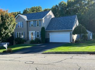 20 Sweet Fern Ln, Coventry, RI 02816
