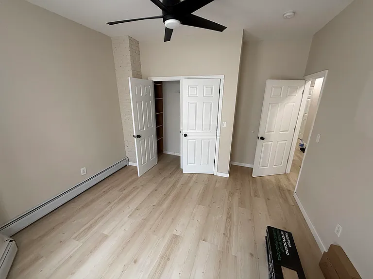 89 Oak St #1 — Photo 6