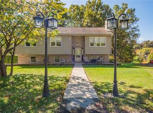 864 Blue Ridge Rd, Pittsburgh, PA 15239