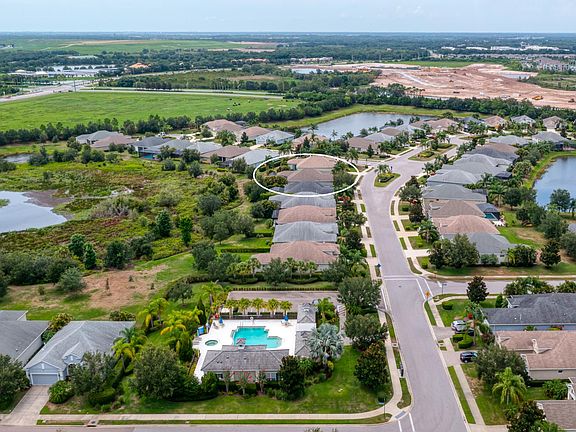 4th image of 4720 Claremont Park Dr
