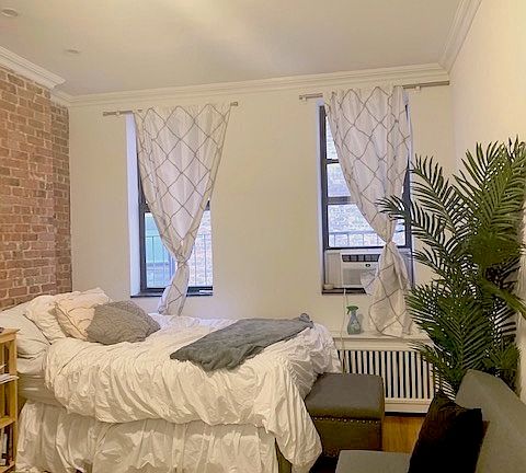 3rd image of 16 Jones St #3D
