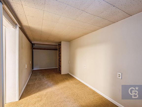 5th image of 2152 W Warner Ave #G