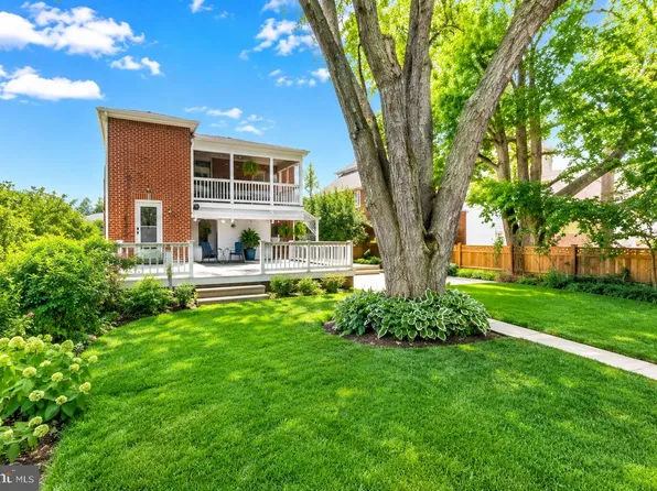 415 Lincoln Way W, New Oxford, PA 17350