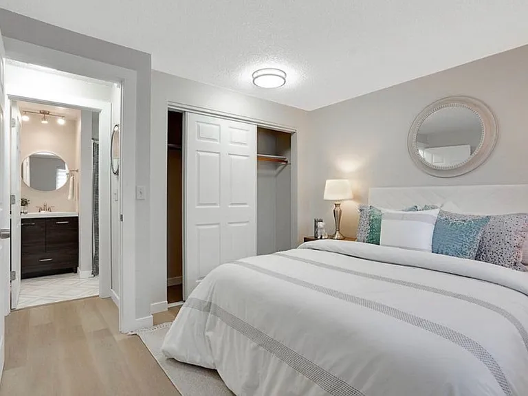 2333 Lee St SE — Photo 13