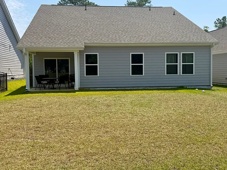 346 Campbell St — Photo 2