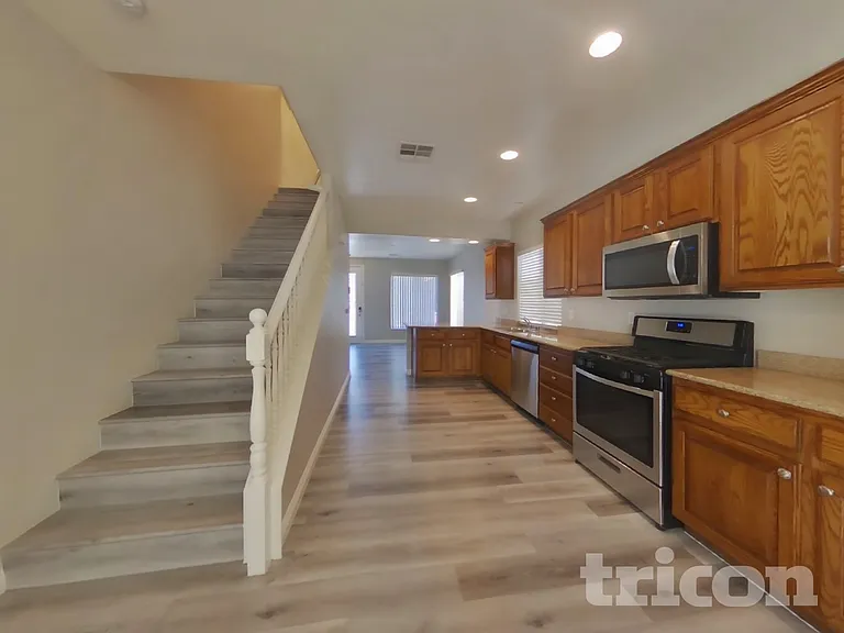 1686 Tristan Flower Ave — Photo 4