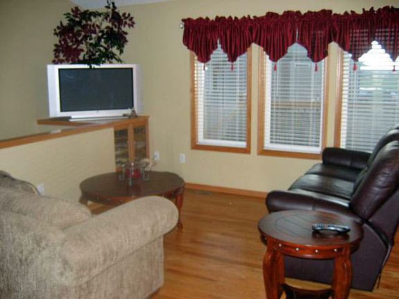2nd image of 12305 Ayesbury Cir