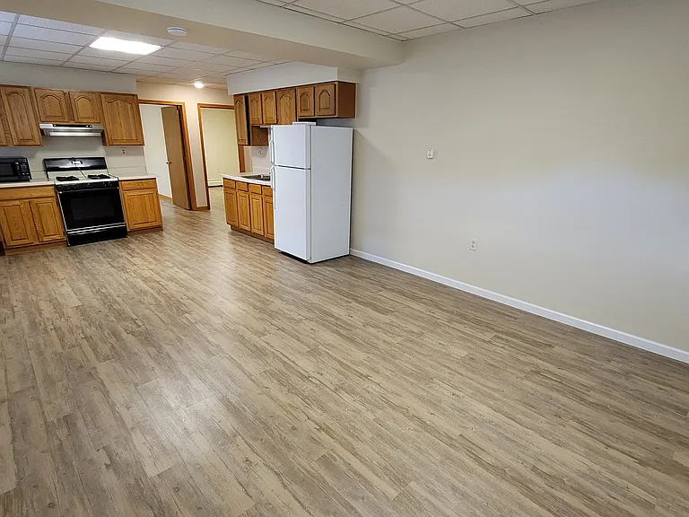 136 Valley St #1 — Photo 8