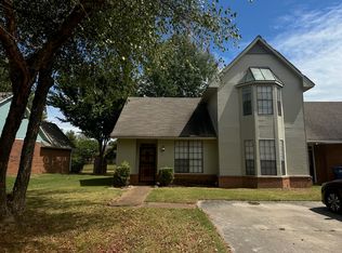 1165 Hunters Lake Dr, Cordova, TN 38018