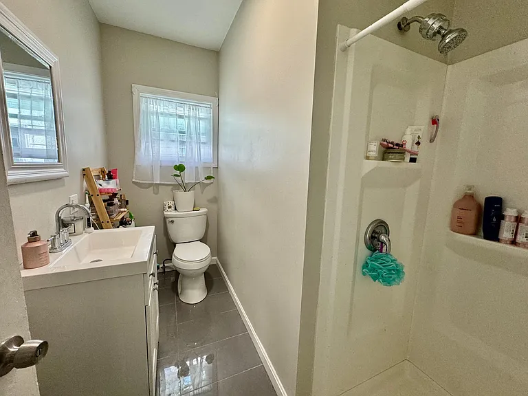 36 Simpson Ave #1 — Photo 12