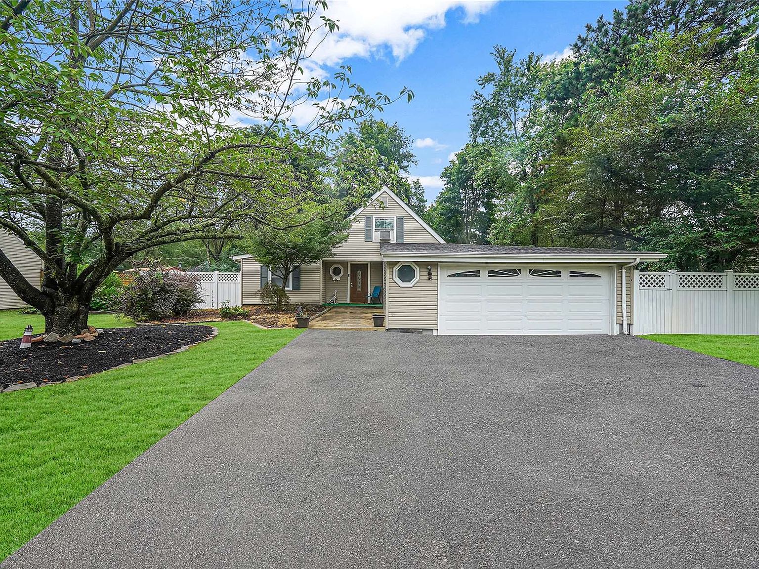 14 Slate Lane, Islandia, NY 11749 Zillow