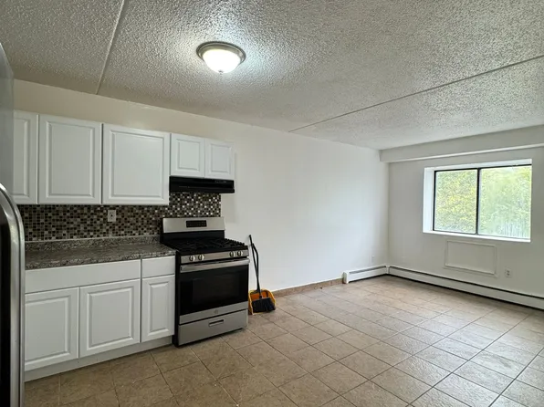 56-07 Clover Pl, Ridgewood, NY