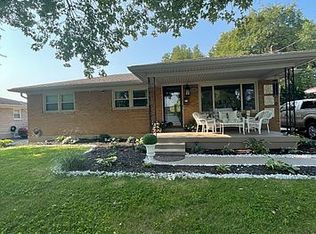 5704 Alicante Ln, Louisville, KY 40272