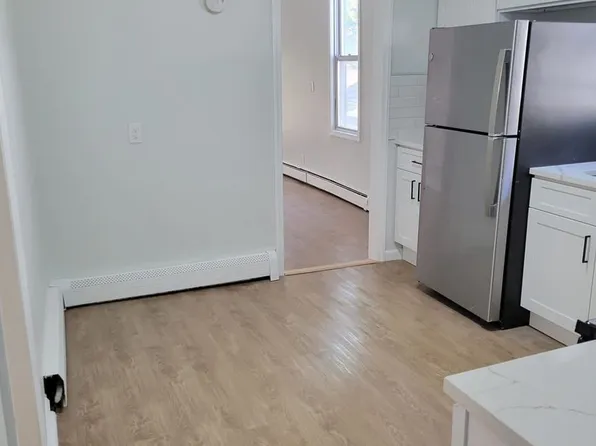 102 Evergreen Street, 102 Evergreen St #2R, Bayonne, NJ 07002