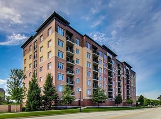 1199 E Port Clinton Rd Unit 701, Vernon Hills, IL