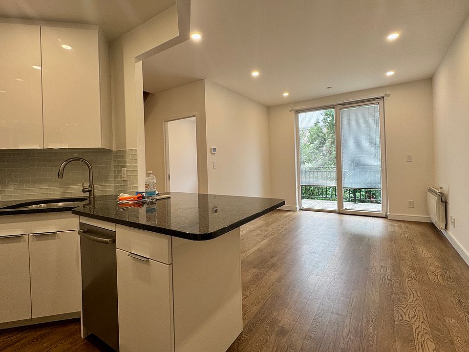 1st image of 689 Leonard St APT 3F