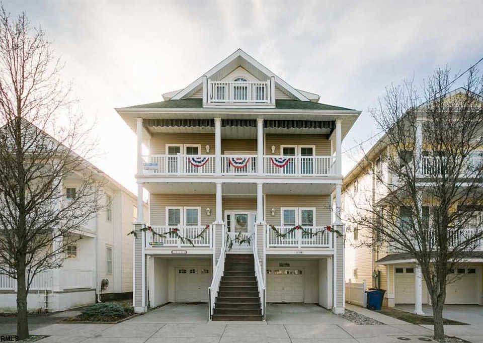 1st image of 810 2nd St #B
