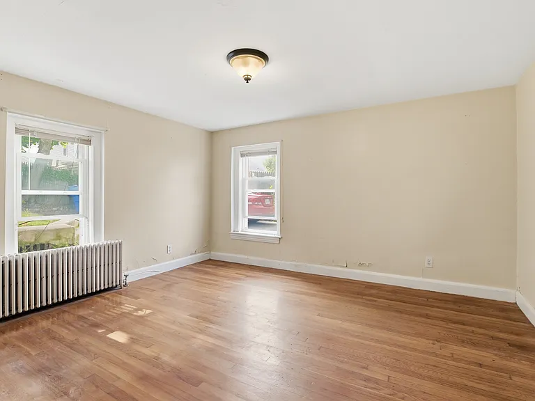 163 Standish Rd #B — Photo 16