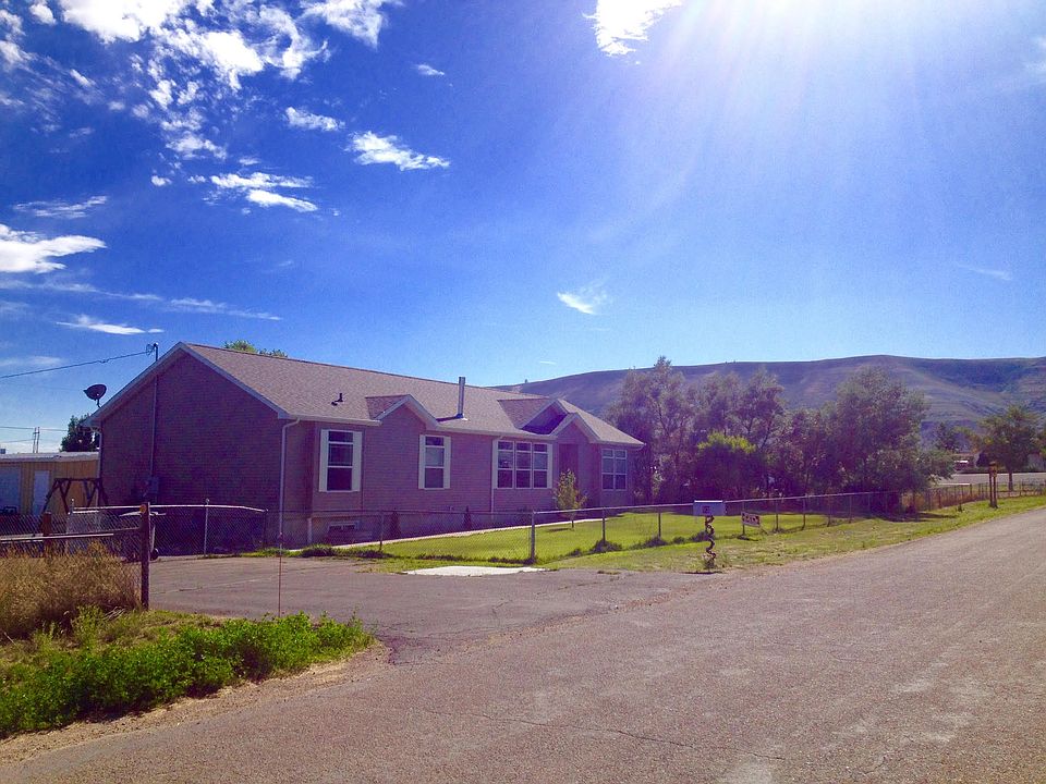 1st image of 93 Quadrant Dr