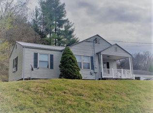 2028 Ellis St, Elizabethton, TN 37643