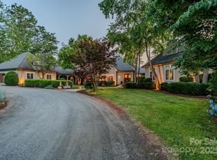 650 Golf Course Rd, Columbus, NC 28722