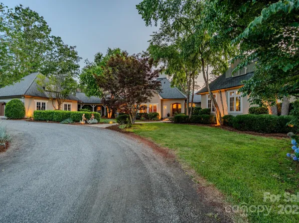 650 Golf Course Rd, Columbus, NC 28722