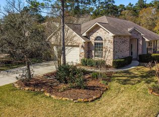 66 N Country Gate Cir, Conroe, TX 77384