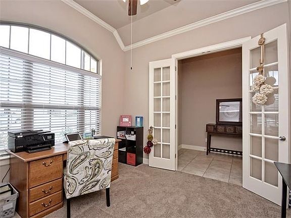 5th image of 6912 Donato Pl