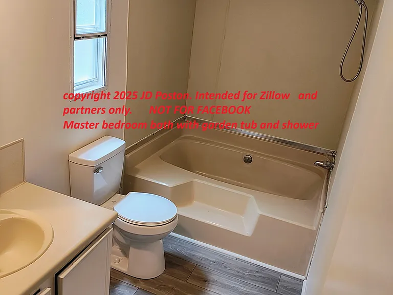 733 W Mount Gallant Rd — Photo 11