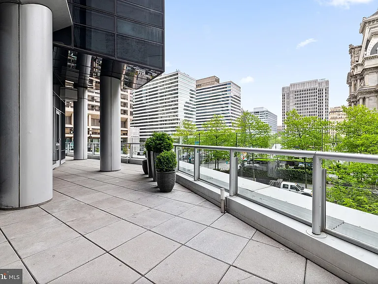 1414 S Penn Sq #44F — Photo 30