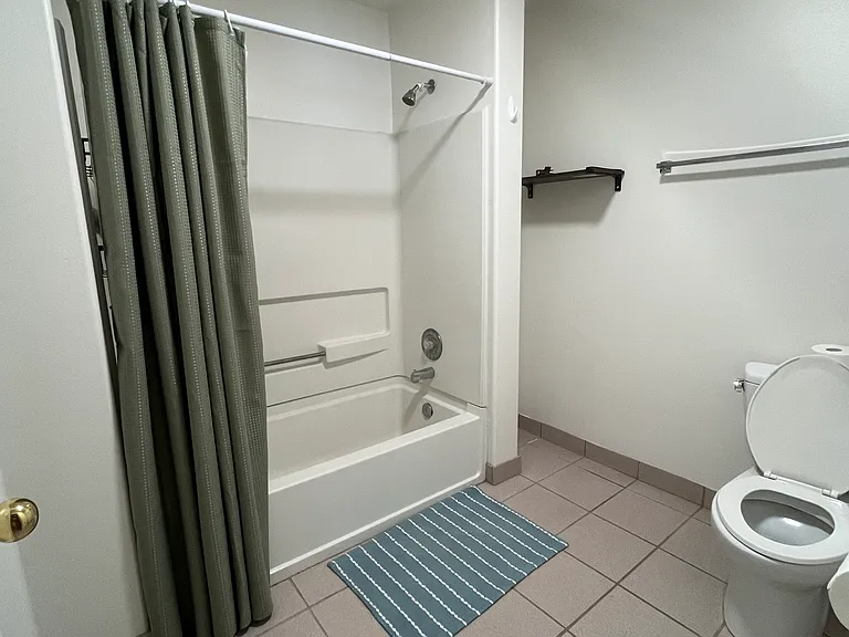 760 N 300 E #8 — Photo 11