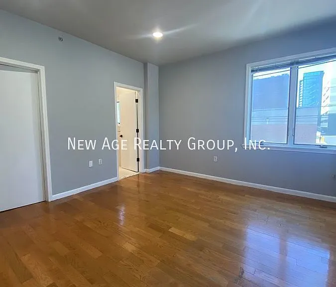 3903 Powelton Ave #2 — Photo 6