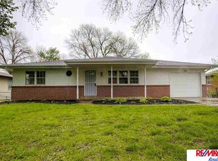 425 N Molley St, Bennington, NE 68007