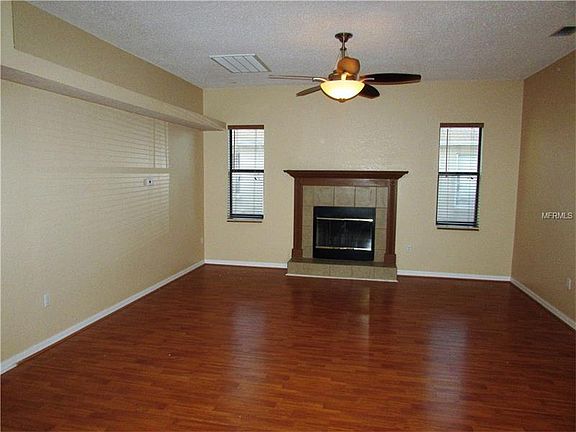 3rd image of 3484 Stoneway Dr