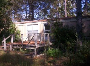 16334 Oakview Rd, Fountain, FL 32438