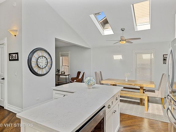5th image of 5233 Benton Ave