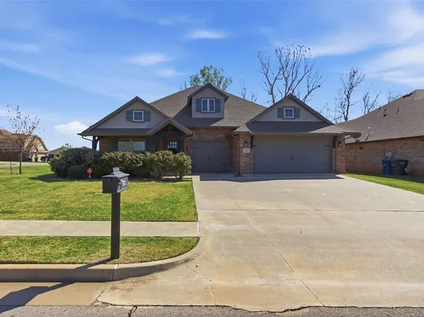 1308 Woodgrass Ct, Edmond, OK 73013