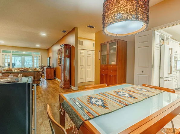 1612 S Golf Gln Unit A, Madison, WI 53704