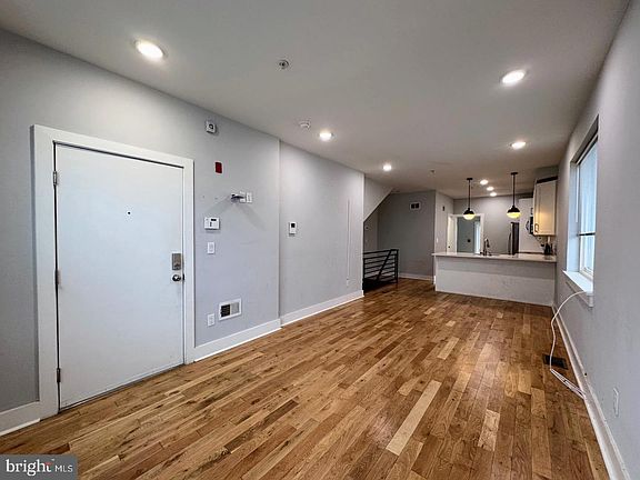 2nd image of 2812 Cecil B Moore Ave