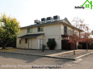 608 Hartnell Ave APT 2, Redding, CA 96002